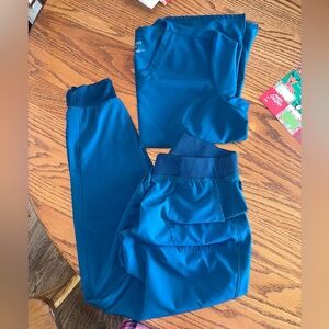 Cherokee Allura Scrub Set